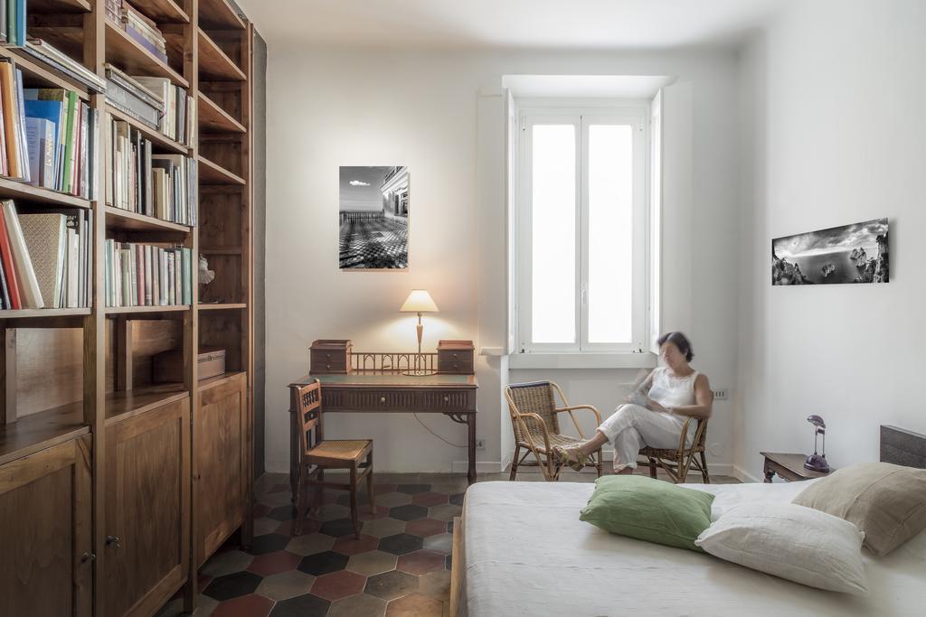 Typical Milanese Flat Apartment Ngoại thất bức ảnh